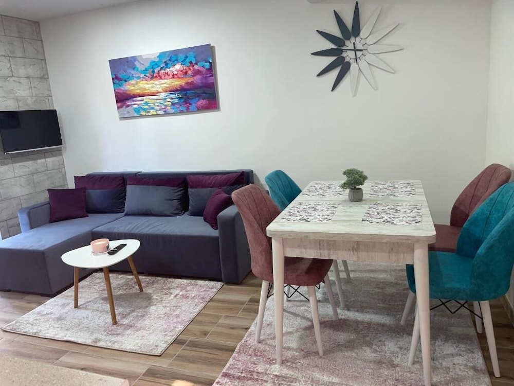 Business Apartment photo 2