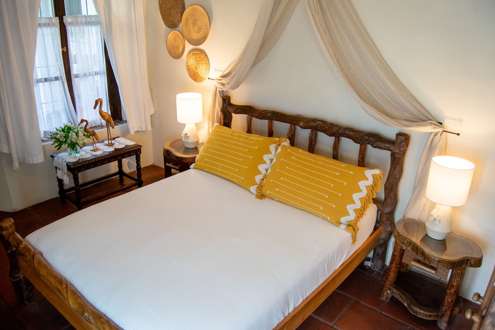 Basic Double Room, 1 Double Bed photo 2