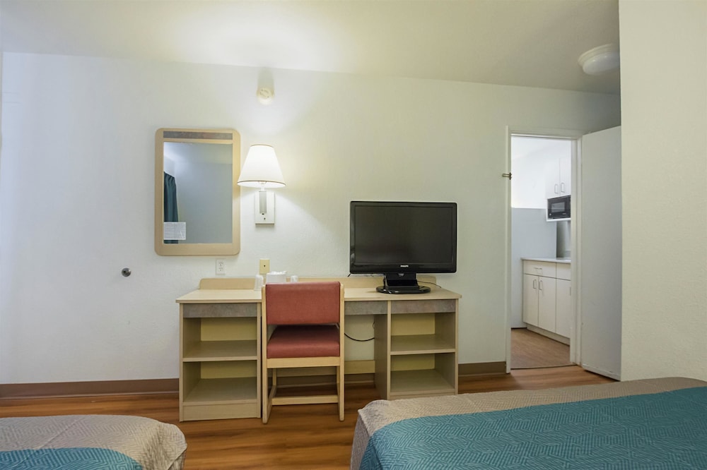 Standard Room, 2 Double Beds, Smoking