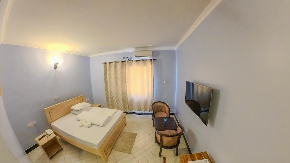 Basic Single Room, Balcony