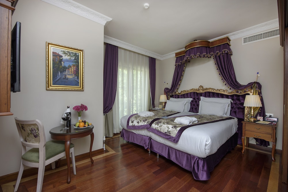 Family Connecting Suite photo 2