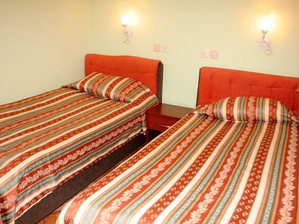 Double or Twin Room photo 3