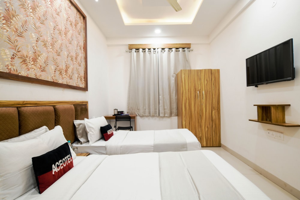Deluxe Twin Room - Photo 12