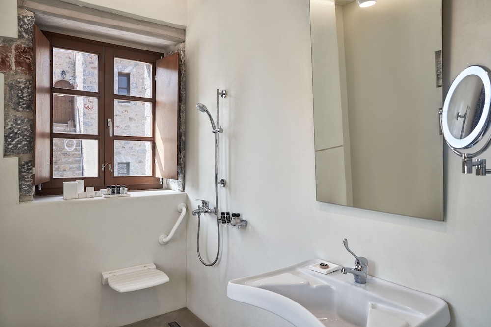 Deluxe Double Sea View-Disabled Access photo 2