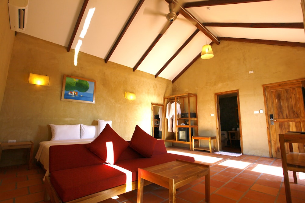 Basic Bungalow, Garden View photo 3