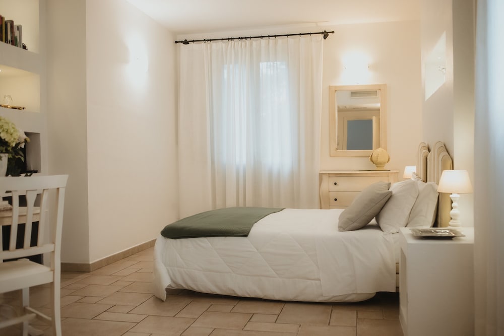 Superior Double Room - Photo 3