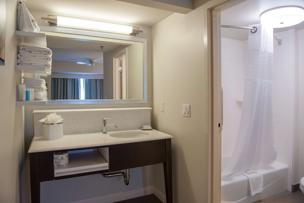 Suite - Photo 5