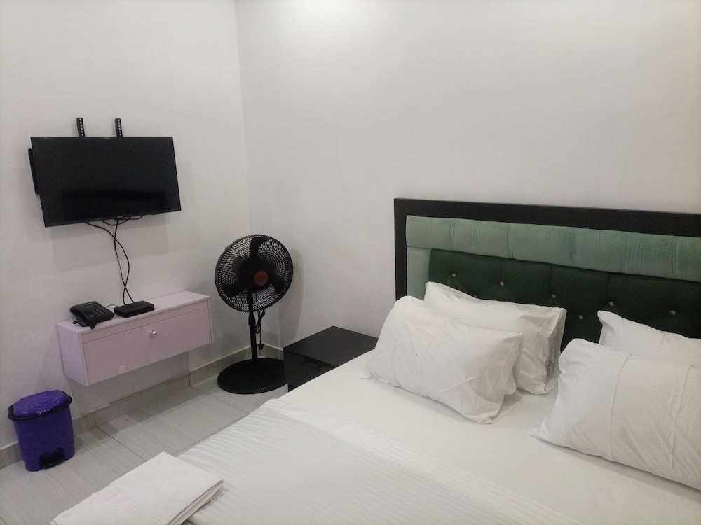 Superior Single Room