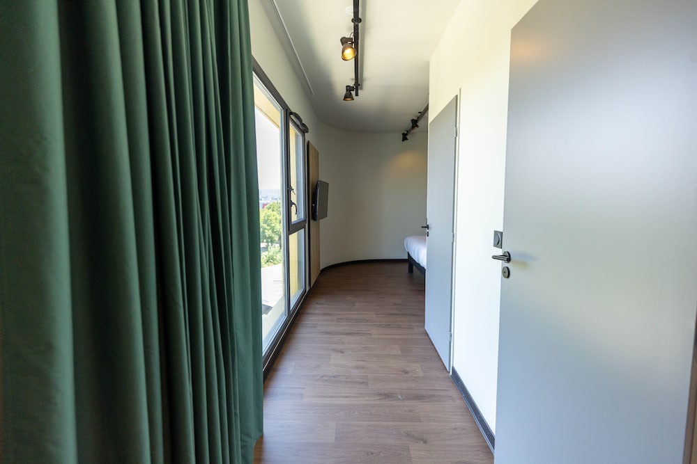 Premium Room, 1 Double Bed - Photo 2
