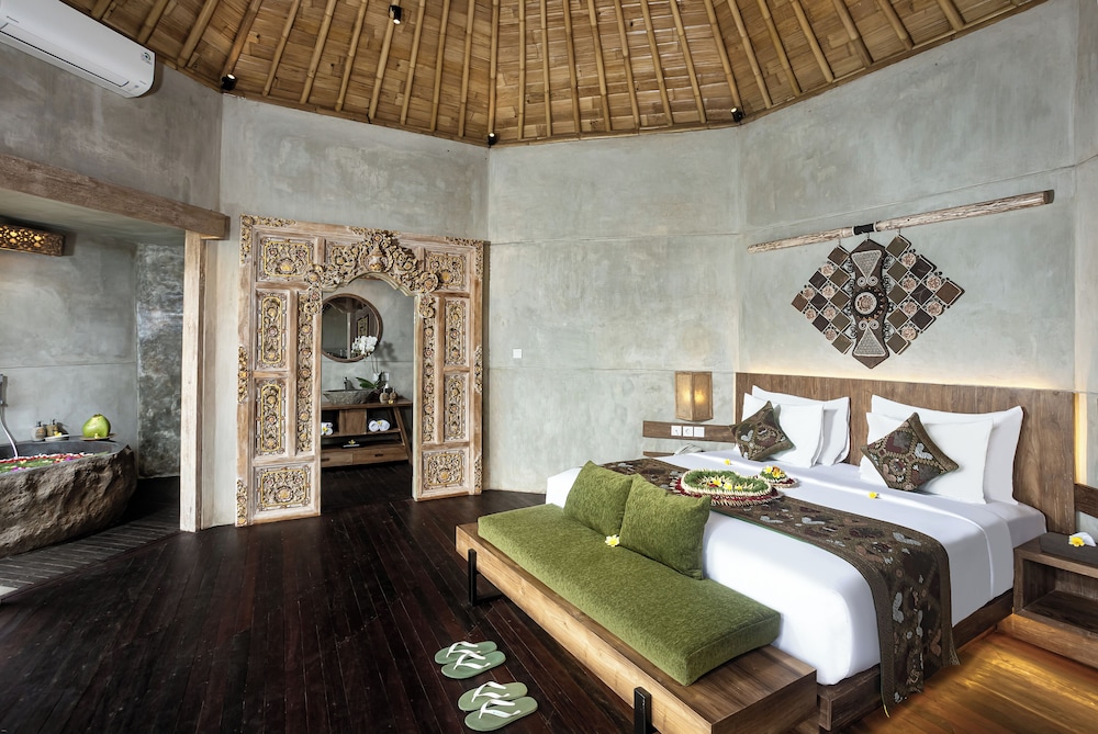 Authentic One Bedroom Pool Villa With 1x Floating Breakfast And With Daily Afternoon Tea