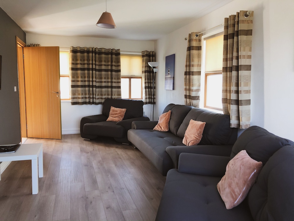 Superior House, Accessible, Ensuite photo 1