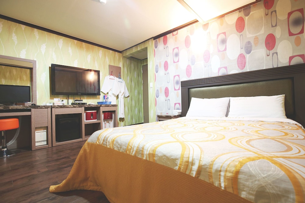 Room (Special Room) - Photo 5