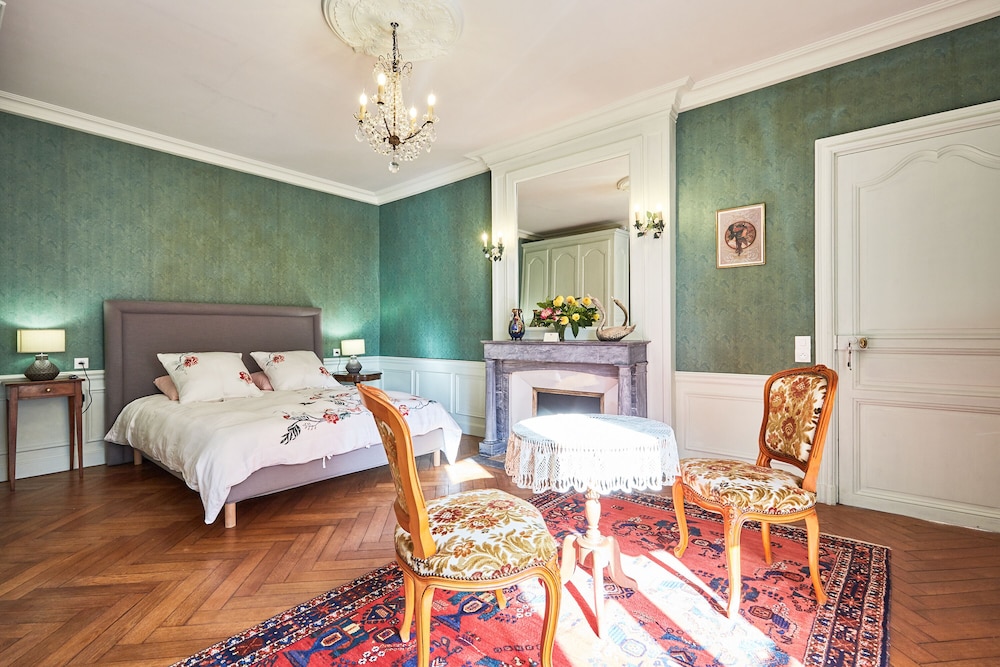 Comfort Suite, Ensuite, Park View - Photo 6