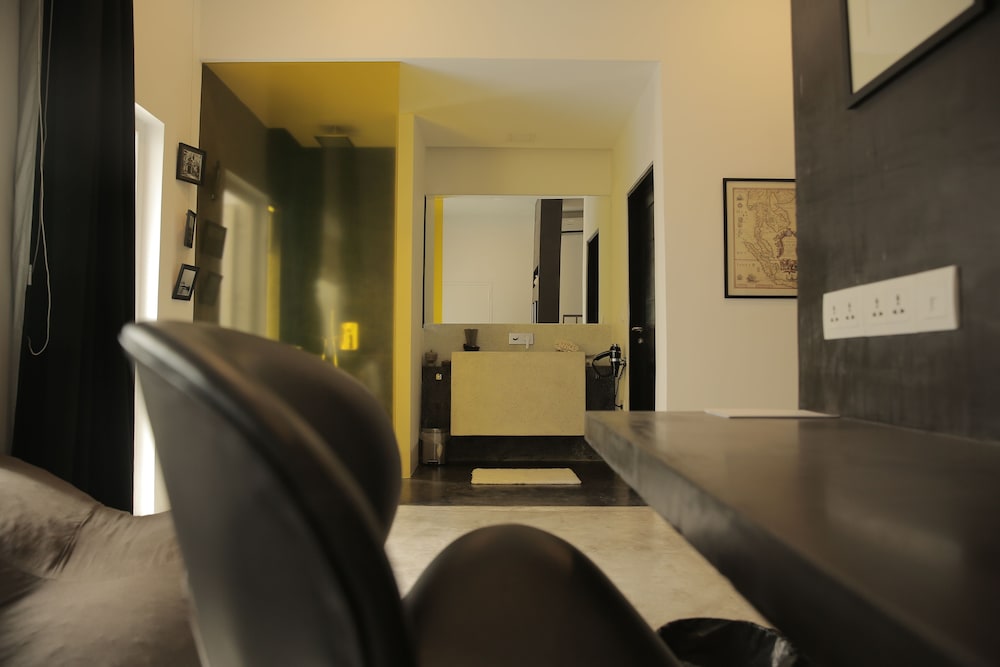 Deluxe Room, 1 Queen Bed, Balcony photo 1