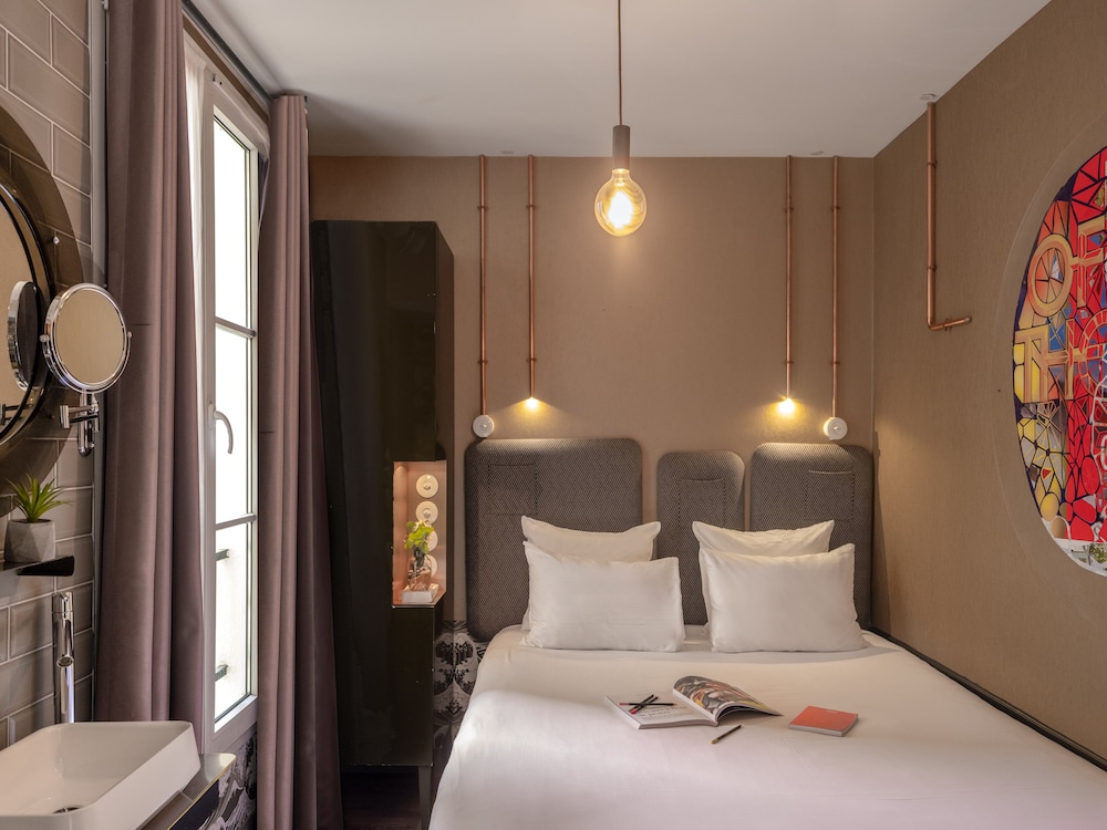 Room (Intimiste) photo 2
