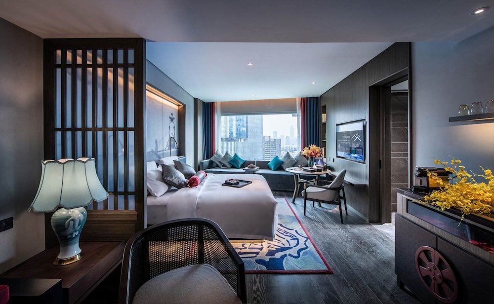 Deluxe Bay View King Room