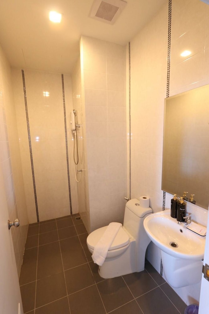 Duplex, 1 Bedroom photo 3