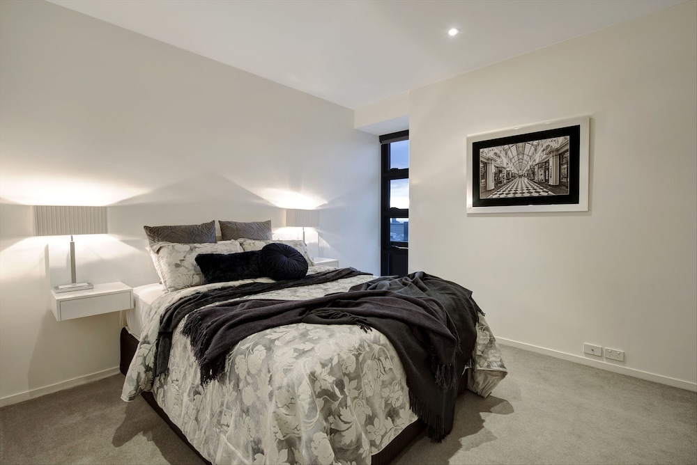 Luxury Apartment, Multiple Beds, City View photo 1