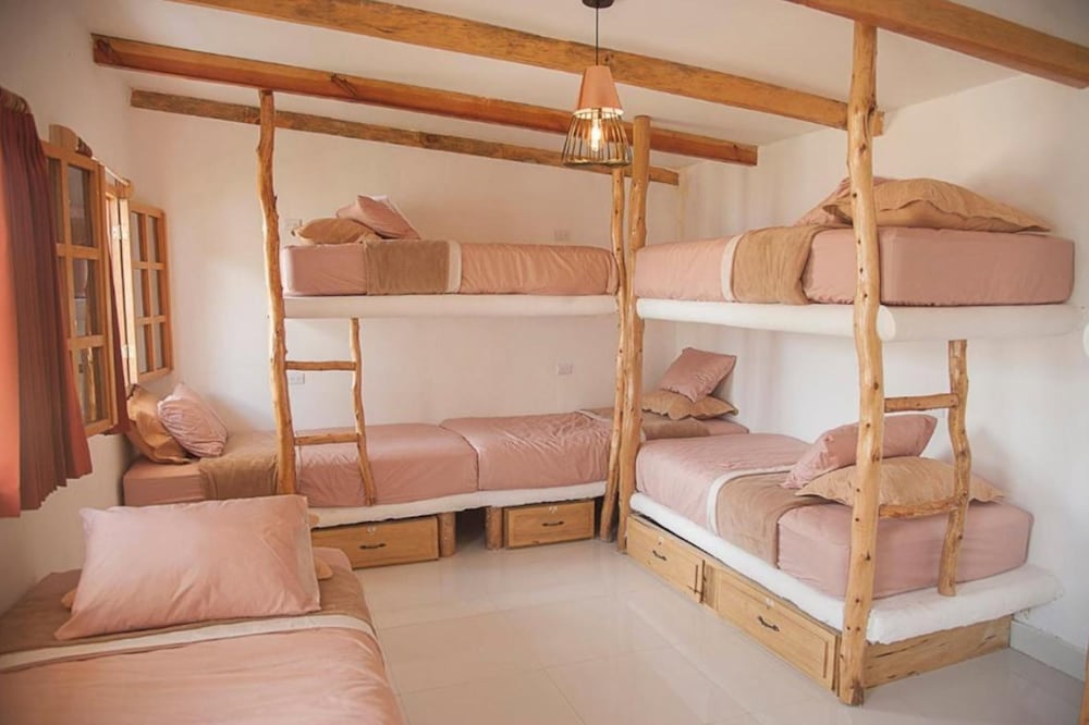 Shared Dormitory, Mixed Dorm