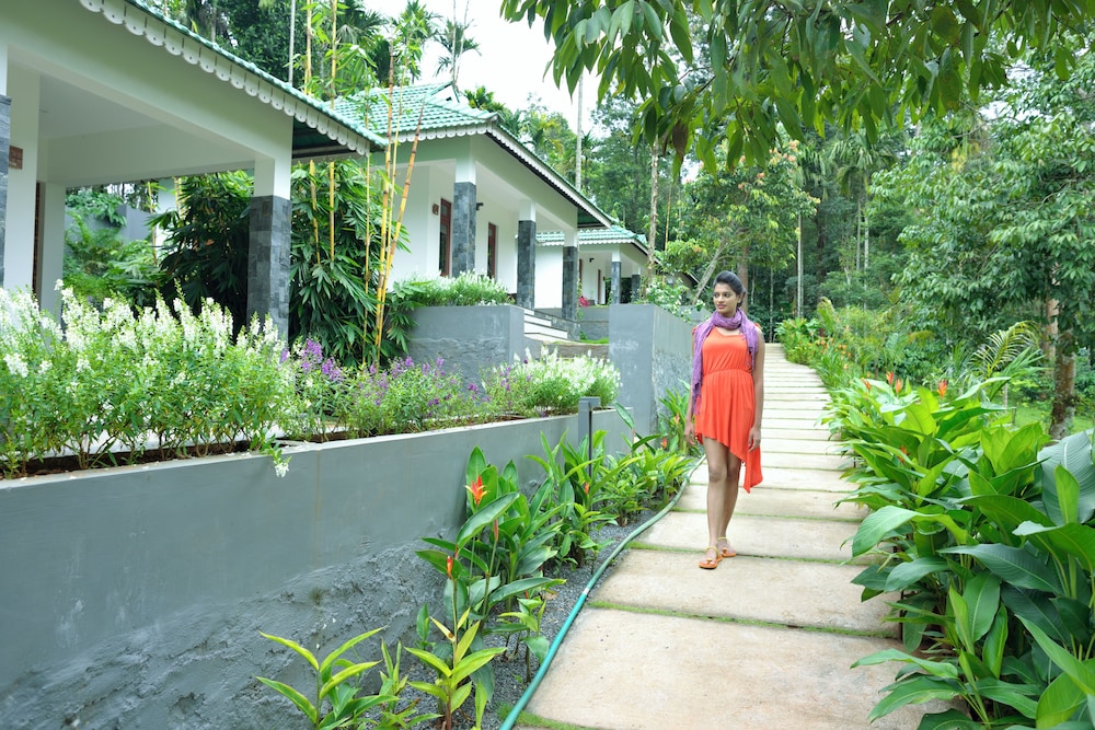 Teak Cottage photo 2