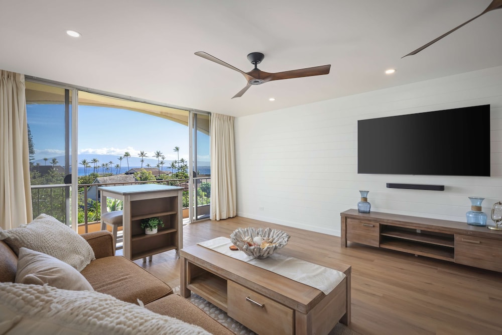 Premium Studio, Ocean View (Full Kitchen) - Photo 4