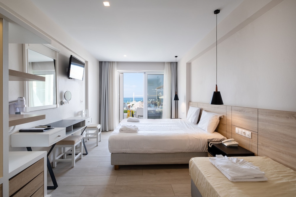 Junior Suite Sea View photo 1