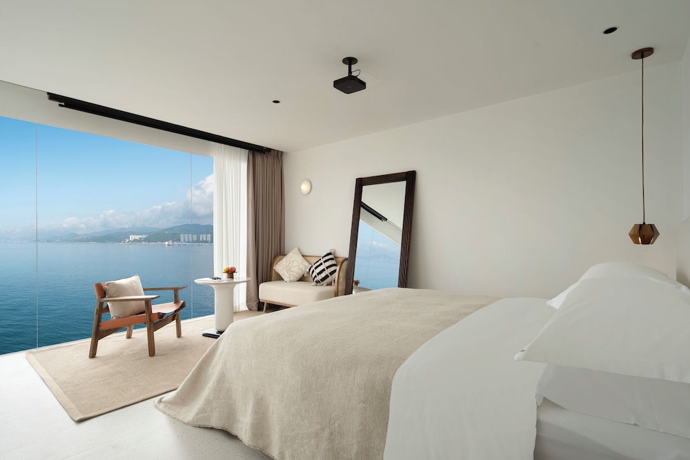 Basic Double Room, Balcony, Sea View