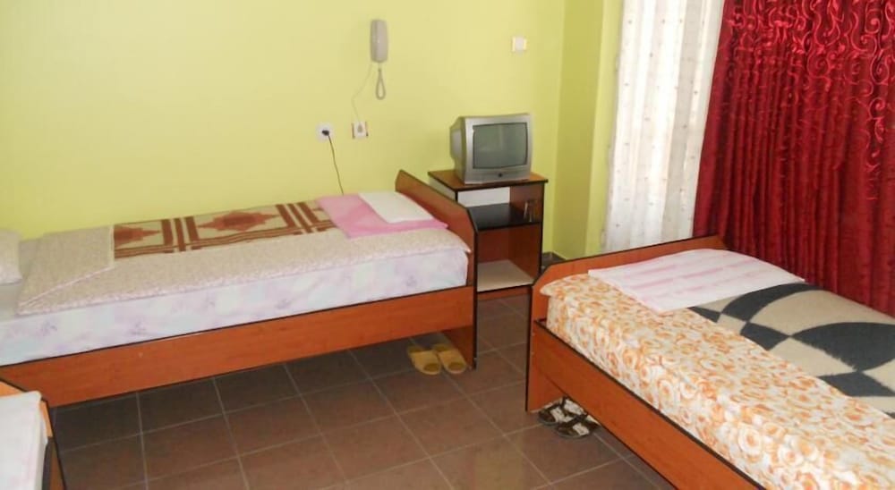 Standard Triple Room photo 3