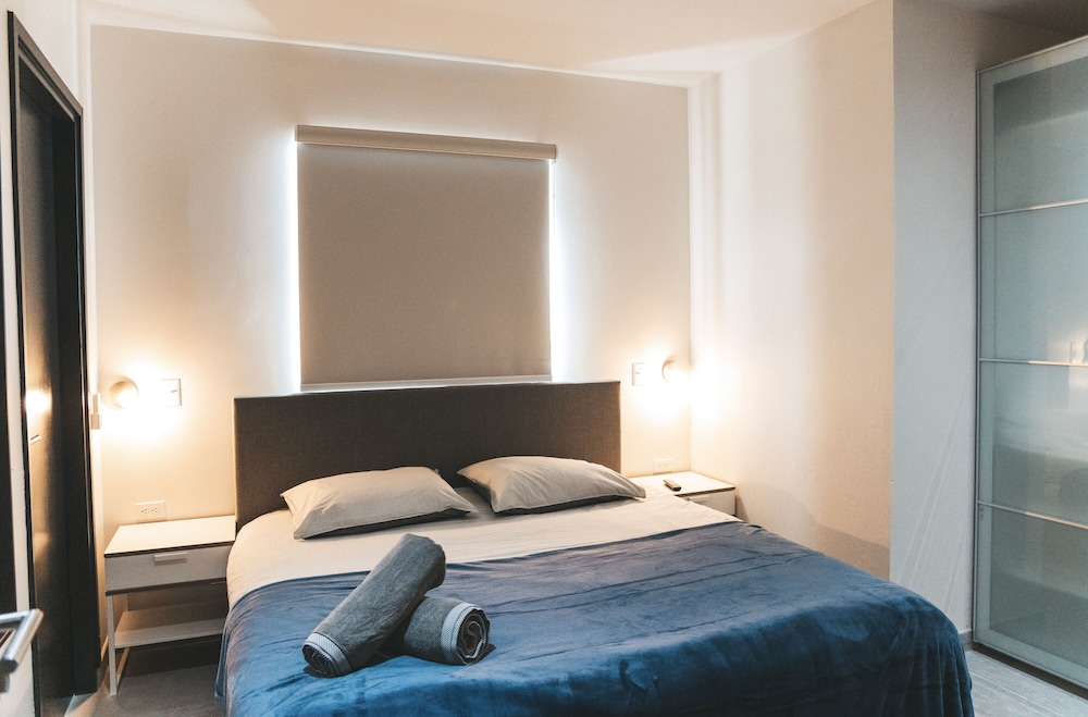 Junior Apartment photo 2