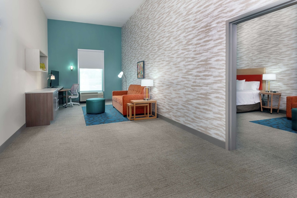 One-Bedroom King Suite - Non-Smoking