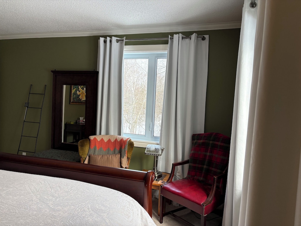 Romantic Single Room, Non Smoking, Garden View photo 3