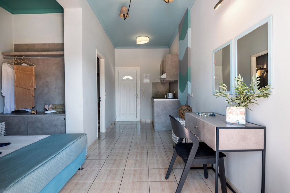 Classic Double Room, Courtyard View