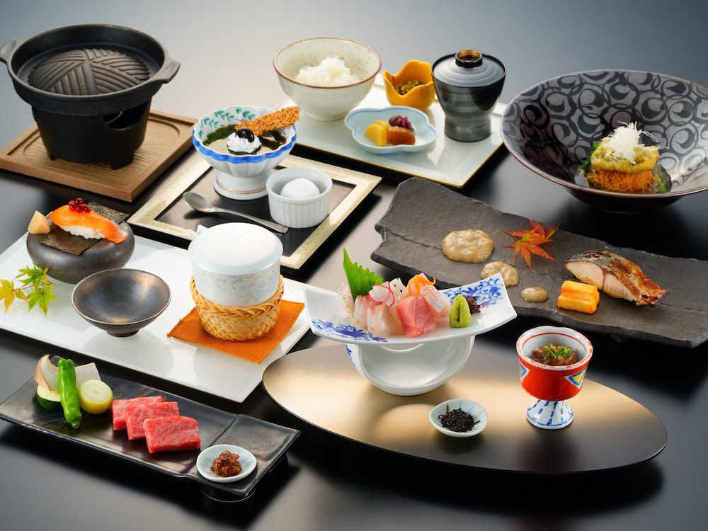 Japanese-Western Room, Non Smoking, Mountain View With Shef'S Recommended Dinner
