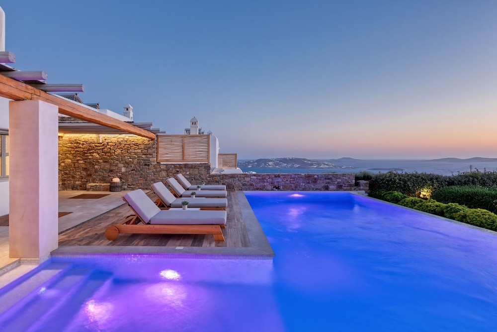 Exclusive Villa, 4 Bedrooms, Sea View (M One) - Photo 33