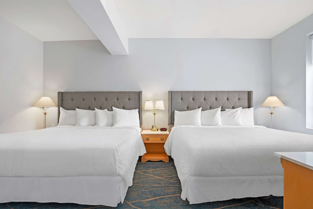 Suite, Multiple Beds, Non Smoking, Kitchen (Queen sofabed, Full Kitchen)