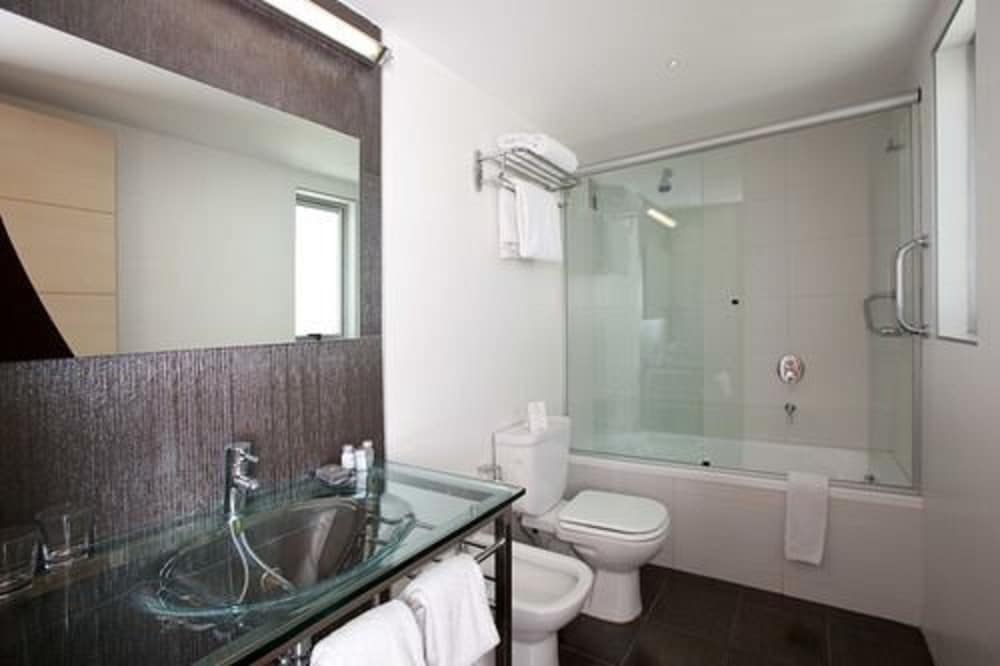 Deluxe Apartment photo 2