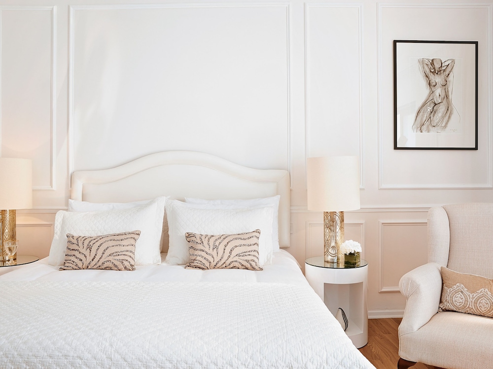 Deluxe Guestroom Sea View - Photo 2