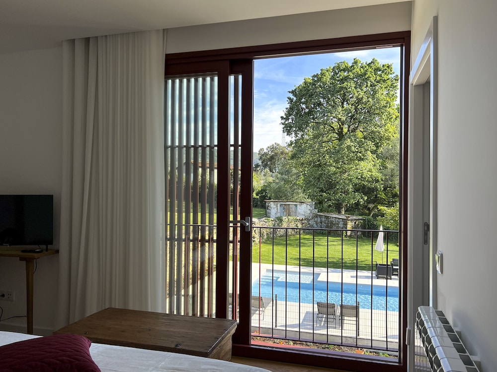 Superior Double Room, Pool View photo 3