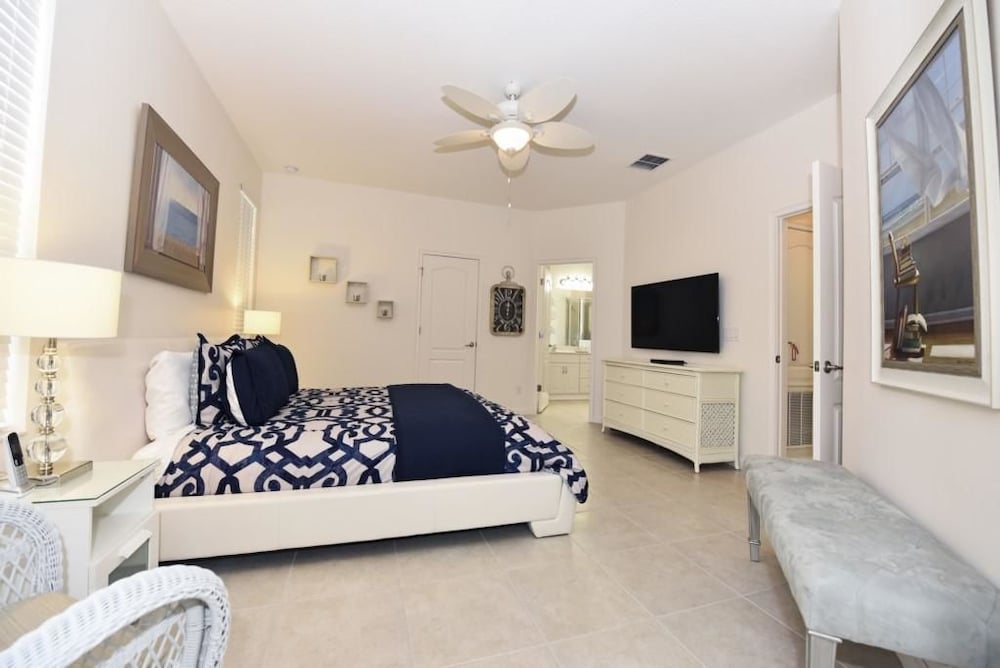 Family Townhome, 4 Bedrooms