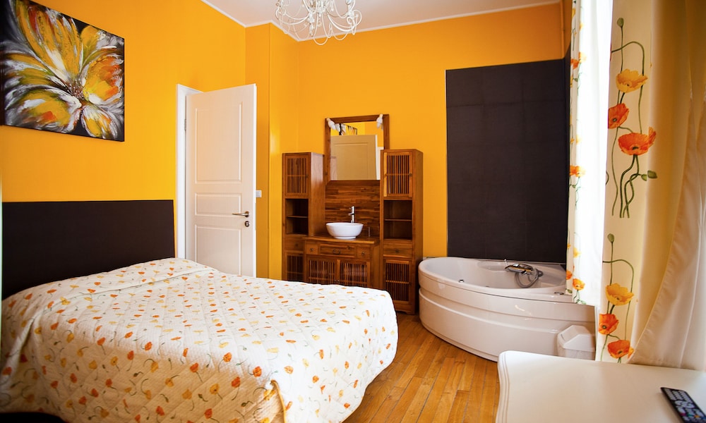 Comfort Double Room, Hot Tub (Camomille) photo 1