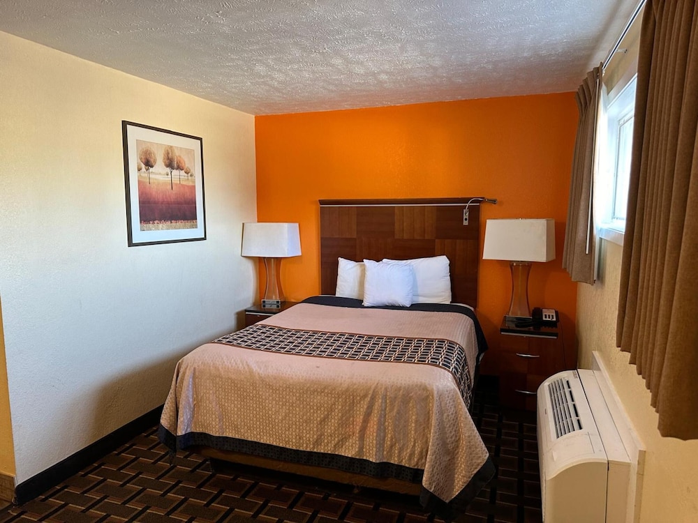 Room, 1 Queen Bed - Photo 1