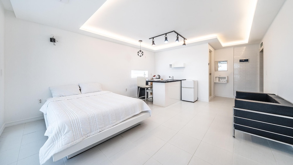 Basic Room, 1 Bedroom (dal yeoseot) - Photo 10