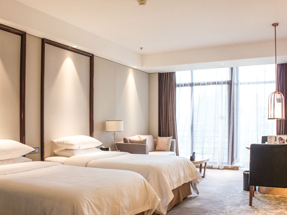 Deluxe Twin Room photo 2