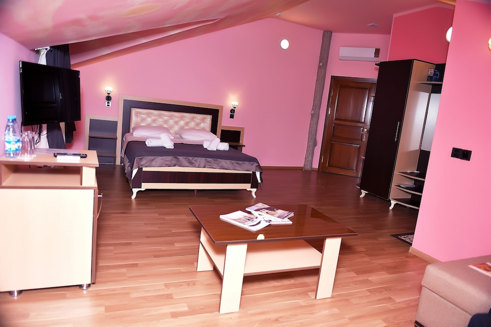 Deluxe Double Room, 1 Bedroom photo 1