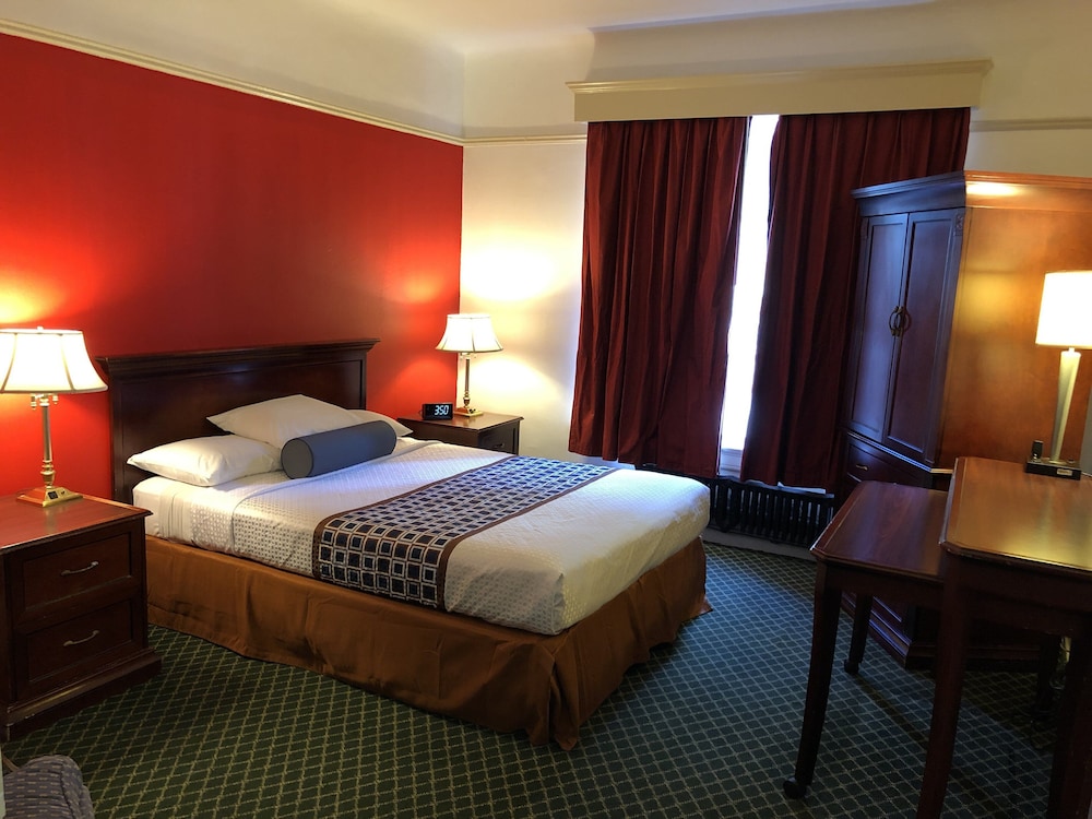 Deluxe Room - Photo 6