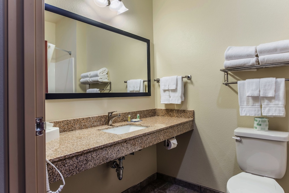 Suite, Multiple Beds, Non Smoking - Photo 5