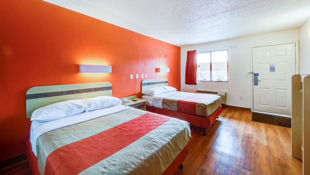 Travelodge by Wyndham Norfolk Airport, Photo 5