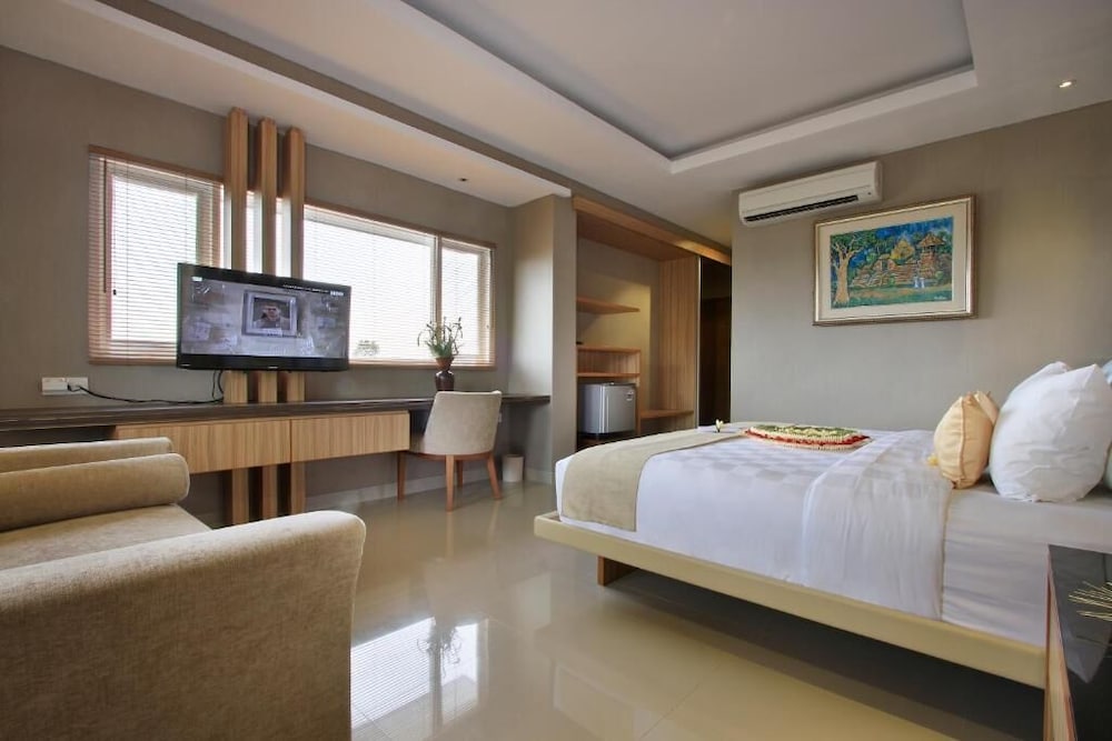 Super Deluxe Double Room photo 3