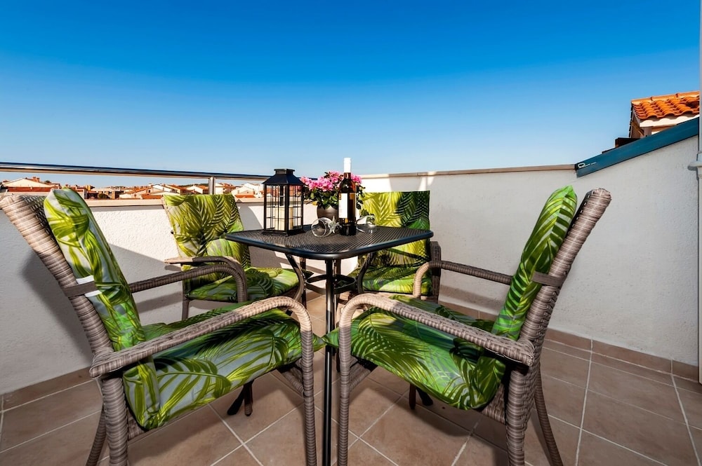 Apartment (Marija - 500 m from beach - A2-Treći)