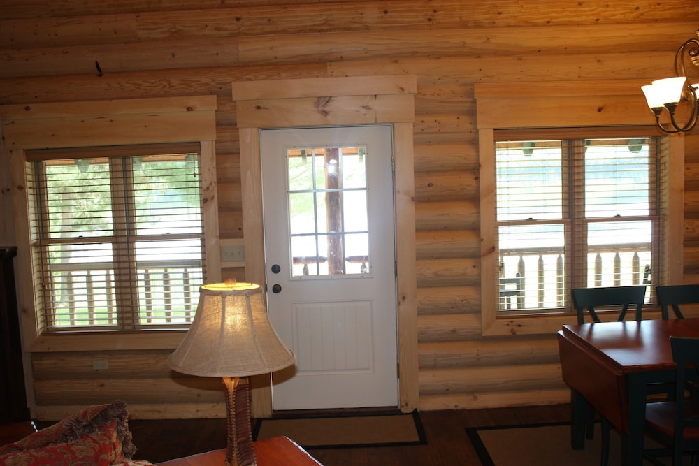 Two Bedroom Cabin photo 2
